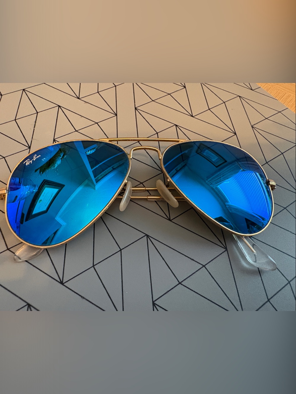 Ray-Ban Gold Frame Sunglasses with Blue Mirrored Flash Lenses Aviator